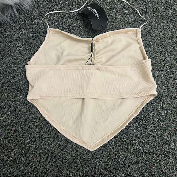 PRETTYLITTLETHING Nude Beige Front Ruched Ribbed Halter-neck Cropped Top Shirt S - Picture 9 of 16